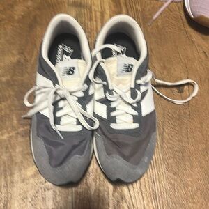 New Balance 237 Sneakers